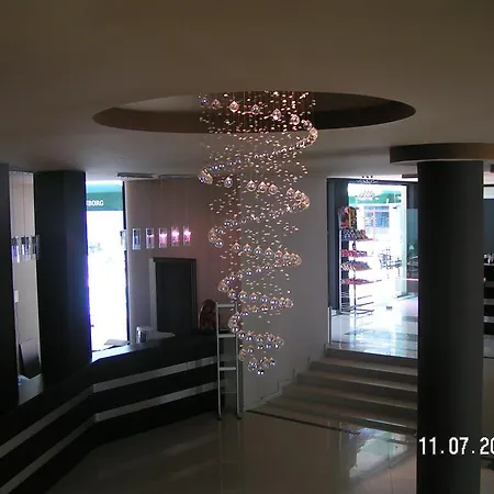 Helvecija Hotell Slăntjev Brjag